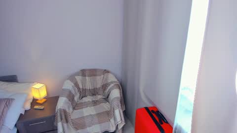 Mia online show from July 20, 2026, 10:39 am