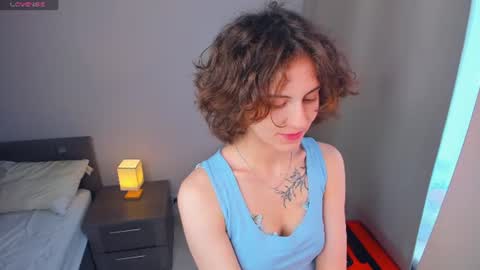 Mia online show from July 26, 2026, 5:26 am