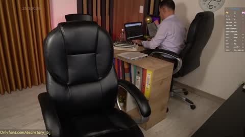 secretary_bj online show from March 25, 2026, 8:37 pm