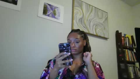 Snapshot of secretdesirecontent chatting on March 7, 2025, 6:24 am Priceless Domme online show from March 7, 2025, 6:24 am