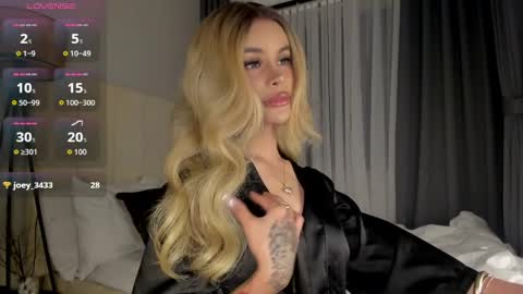 Snapshot of secrets_bae chatting on May 3, 2026, 3:07 pm secrets_bae online show from May 3, 2026, 3:07 pm