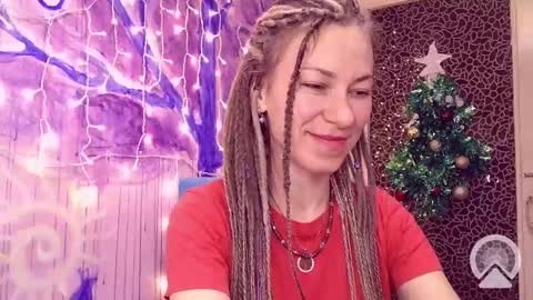 Helen online show from December 17, 2024, 1:27 pm