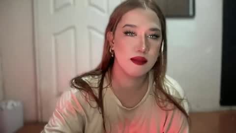 Snapshot of seductive_lusty chatting on July 6, 2026, 6:43 am call me majesty online show from July 6, 2026, 6:43 am