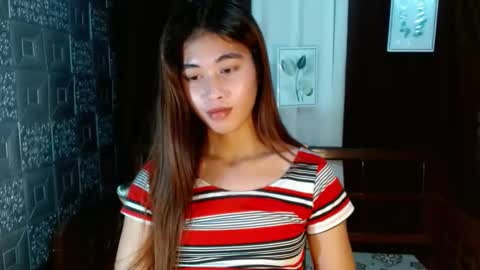 Snapshot of seductive_monicaxxx chatting on October 5, 2025, 2:15 pm NIK online show from October 5, 2025, 2:15 pm