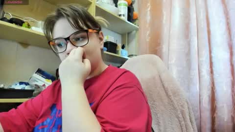 seductive_she_wolf online show from March 16, 2026, 2:43 pm