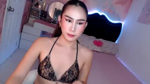 Snapshot of seductive_vana chatting on May 15, 2026, 11:56 pm Vanessa online show from May 15, 2026, 11:56 pm