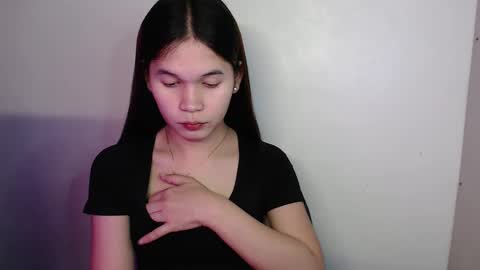 Snapshot of seductivemegoftheworld_ chatting on December 16, 2024, 7:37 am MEG online show from December 16, 2024, 7:37 am