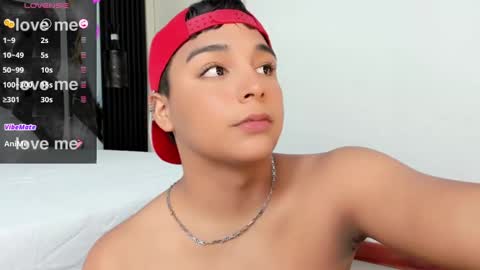 seductivo online show from February 1, 2025, 6:21 am