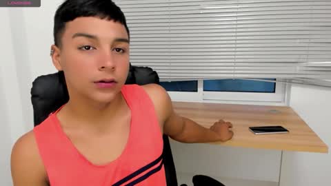 seductivo online show from December 4, 2025, 4:44 am