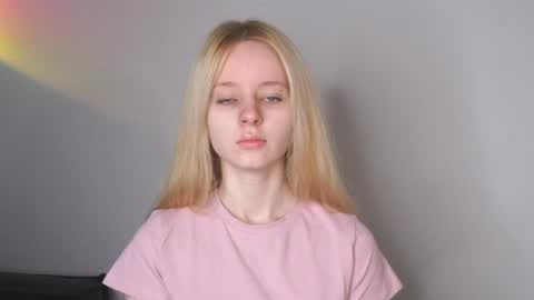 See Its honey bunny  im Lana online show from June 9, 2026, 4:07 pm