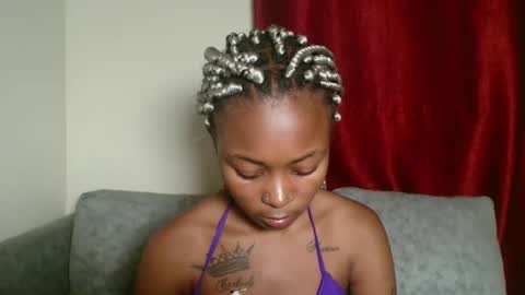 seexy_swiry online show from February 28, 2025, 5:15 pm