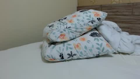 Baby Couple online show from July 28, 2026, 8:34 pm