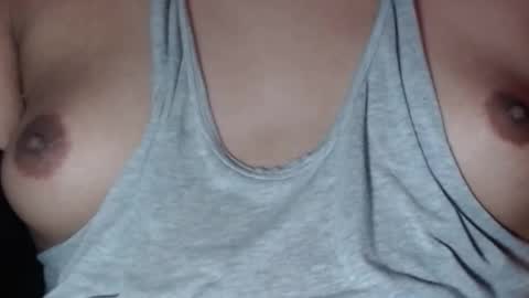 Snapshot of selda_ chatting on January 5, 2025, 10:08 pm Selda online show from January 5, 2025, 10:08 pm