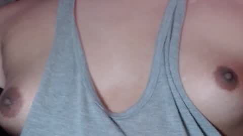 Snapshot of selda_ chatting on January 9, 2025, 8:03 am Selda online show from January 9, 2025, 8:03 am