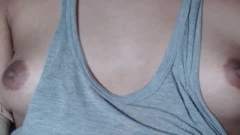 Snapshot of selda_ chatting on March 8, 2025, 7:38 am Selda online show from March 8, 2025, 7:38 am