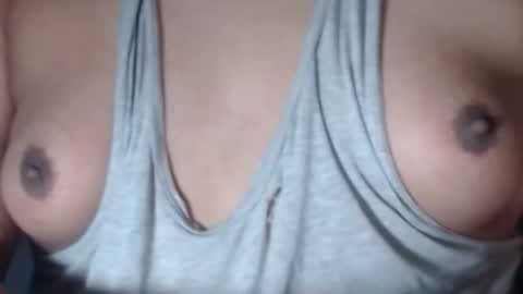 Snapshot of selda_ chatting on November 25, 2025, 11:43 am Selda online show from November 25, 2025, 11:43 am