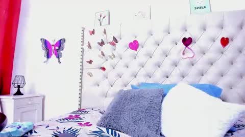 selena_beautyy online show from February 23, 2026, 7:11 pm