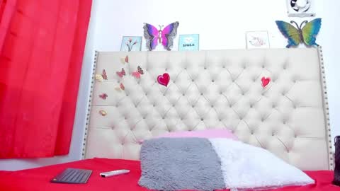 Snapshot of selena_beautyy chatting on May 4, 2026, 7:21 pm selena_beautyy online show from May 4, 2026, 7:21 pm
