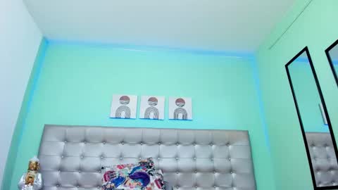 Selena online show from March 7, 2025, 10:56 am