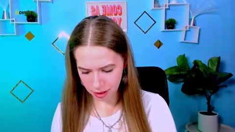 Snapshot of selena_crystal chatting on July 29, 2026, 7:28 am selena online show from July 29, 2026, 7:28 am