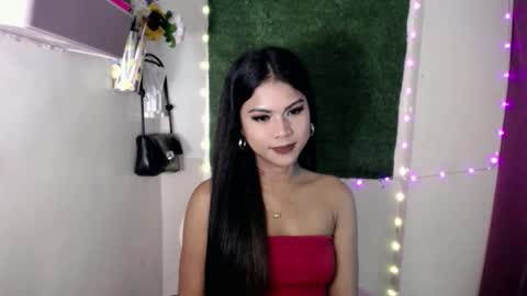 Snapshot of selena_fox2000 chatting on April 25, 2026, 2:36 pm selena_fox2000 online show from April 25, 2026, 2:36 pm