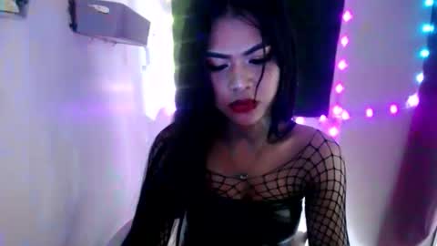 Snapshot of selena_fox2000 chatting on April 27, 2026, 4:38 pm selena_fox2000 online show from April 27, 2026, 4:38 pm