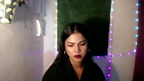 Snapshot of selena_fox2000 chatting on May 1, 2026, 10:31 am selena_fox2000 online show from May 1, 2026, 10:31 am