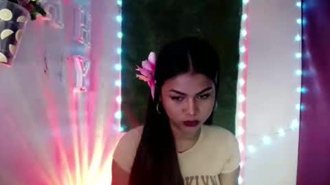 Snapshot of selena_fox2000 chatting on May 10, 2026, 11:37 am selena_fox2000 online show from May 10, 2026, 11:37 am