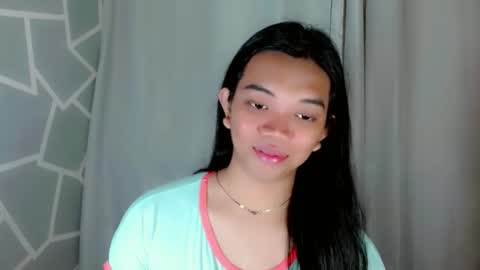 Selena online show from February 25, 2026, 1:43 pm