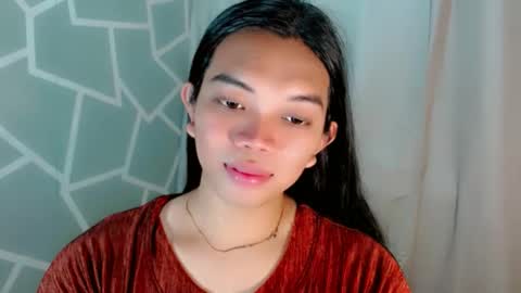 Selena online show from April 7, 2026, 12:16 pm