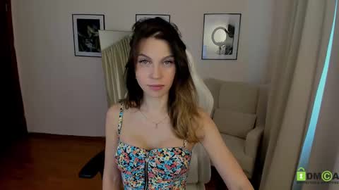 Snapshot of selena_rase chatting on January 30, 2025, 9:15 am Selena online show from January 30, 2025, 9:15 am