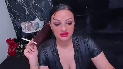 Selene online show from July 14, 2026, 4:28 am