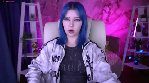 selenairis online show from January 13, 2026, 11:21 pm