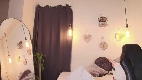 Snapshot of selenarossi chatting on January 18, 2025, 2:44 pm SelenaRossi online show from January 18, 2025, 2:44 pm