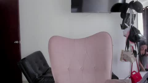 Alejandra  online show from April 7, 2026, 2:39 pm