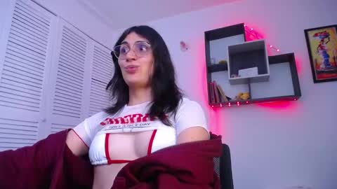 selene_s3xy online show from February 10, 2026, 12:37 am