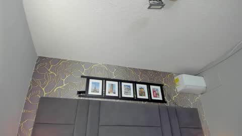 Selene online show from February 22, 2025, 7:58 pm