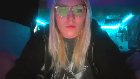 Snapshot of selenebaby chatting on January 8, 2025, 1:53 am Selene online show from January 8, 2025, 1:53 am