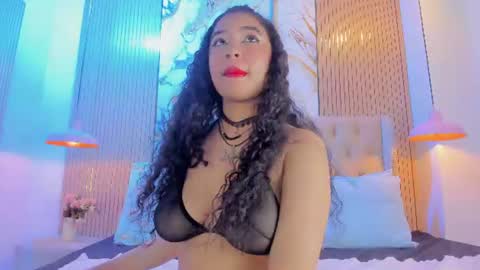 selene online show from July 28, 2026, 7:04 pm