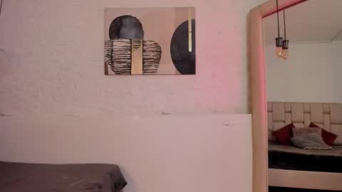 Snapshot of selenem_ chatting on September 29, 2025, 11:48 am Selene online show from September 29, 2025, 11:48 am