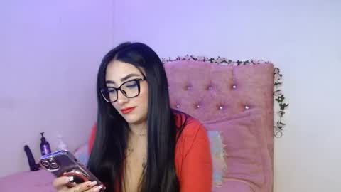 Snapshot of selenemore chatting on February 14, 2026, 9:11 pm Selene online show from February 14, 2026, 9:11 pm