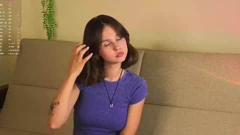 Snapshot of seleneriddle chatting on July 28, 2026, 11:50 am May online show from July 28, 2026, 11:50 am