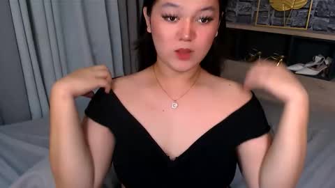 Snapshot of selenesantiago chatting on November 14, 2025, 8:35 am joan online show from November 14, 2025, 8:35 am