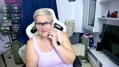 Snapshot of selenna57 chatting on May 3, 2026, 4:46 pm Selenna online show from May 3, 2026, 4:46 pm