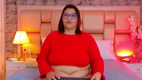 Snapshot of selennacooper chatting on May 16, 2026, 11:53 am Selenna Cooper online show from May 16, 2026, 11:53 am