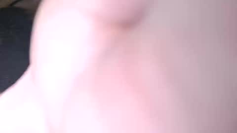 Snapshot of selfiepicdump chatting on January 18, 2026, 5:39 pm Julian Kinky Bi-guy online show from January 18, 2026, 5:39 pm