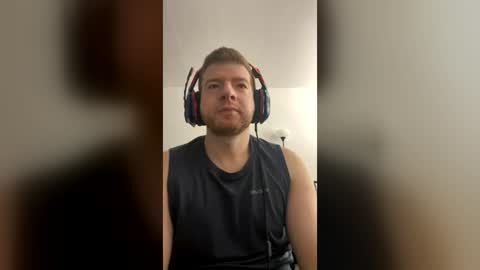 selfmademax579471 online show from July 17, 2026, 4:12 pm