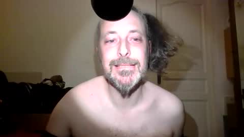 Snapshot of selfsuckin35 chatting on December 2, 2025, 4:24 pm call me how you want its ok online show from December 2, 2025, 4:24 pm