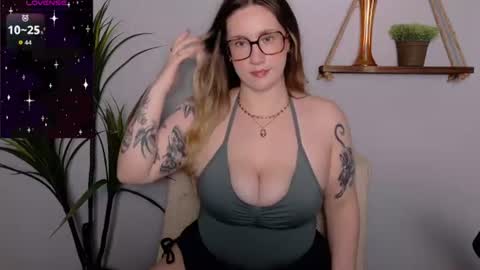 Selina Mae online show from July 29, 2026, 3:04 am