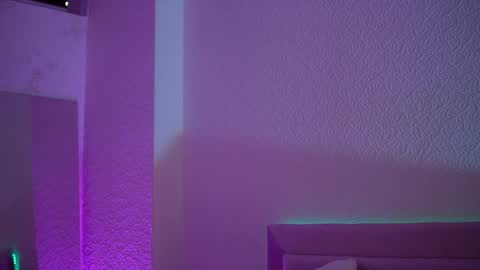  Selina  online show from November 3, 2025, 11:55 am